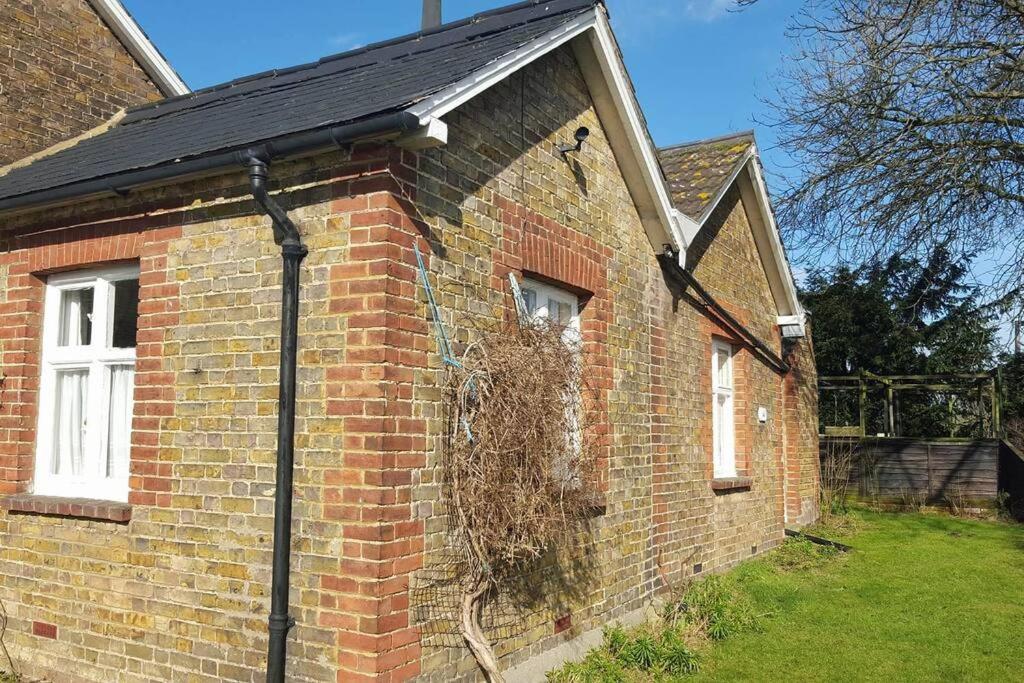 Converted Bungalow In Bexley Λονδίνο Εξωτερικό φωτογραφία